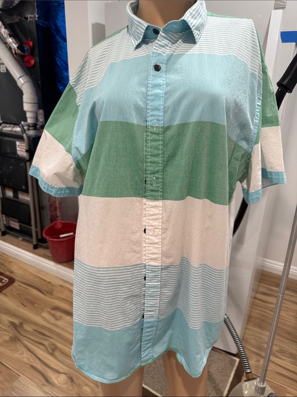 Express Men's Short-Sleeve Button-Down Shirt in Light Blue, Green & Cream